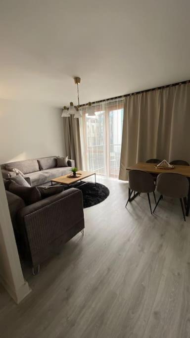 Stunning Modern 2Bed Apt Near Dublin City& Airport Eksteriør bilde